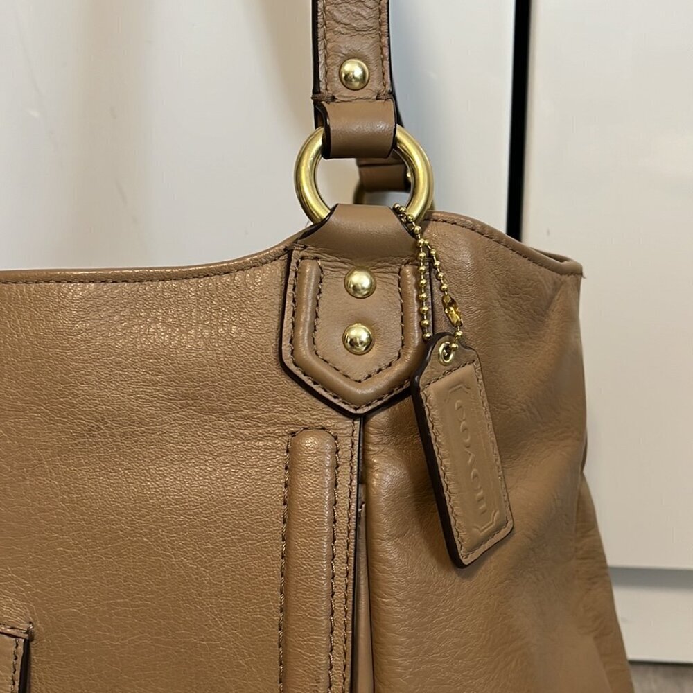 COACH Campbell Belle Genuine Leather Shoulder Bag in Dark Camel Brown - Picture 7 of 12